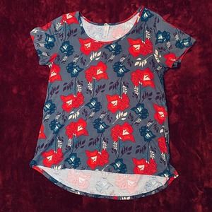 LuLaRoe Classic T Top Size M (10-12) rounded neckline short sleeves